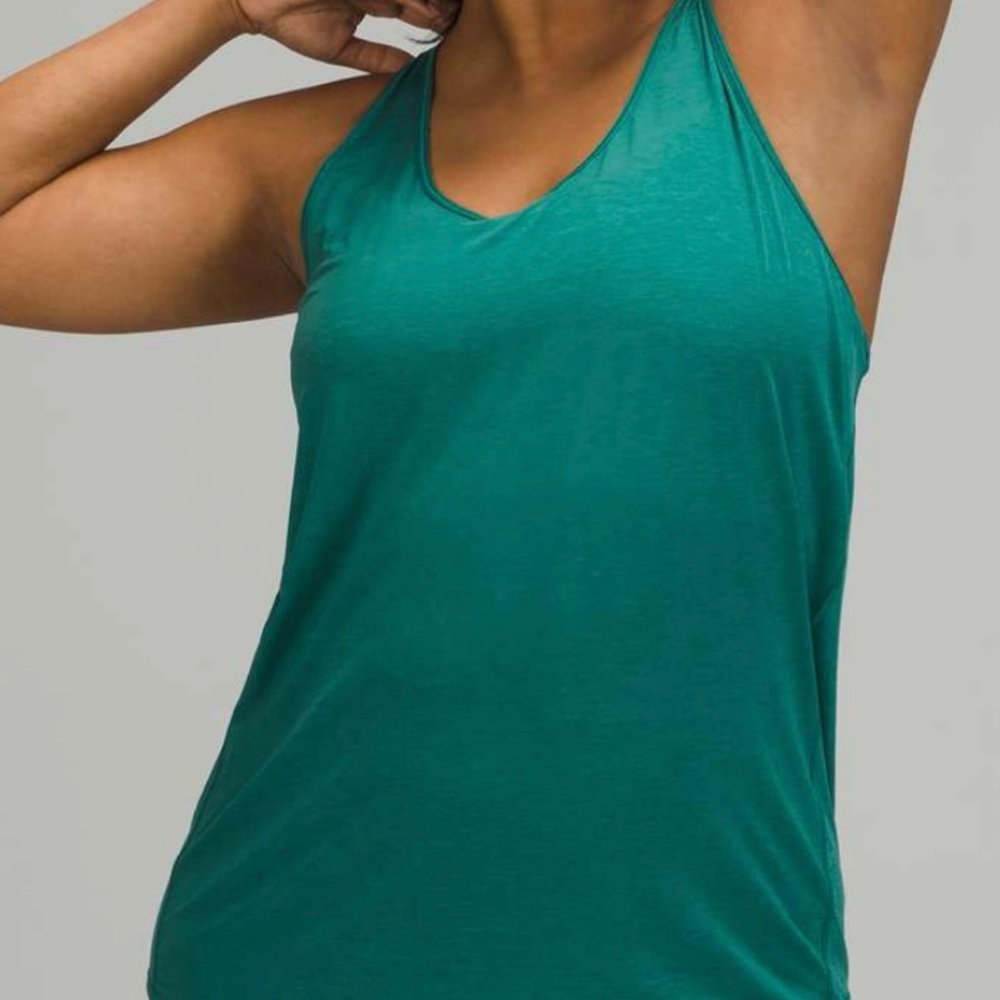 Lululemon Essential Tank Top Pleated